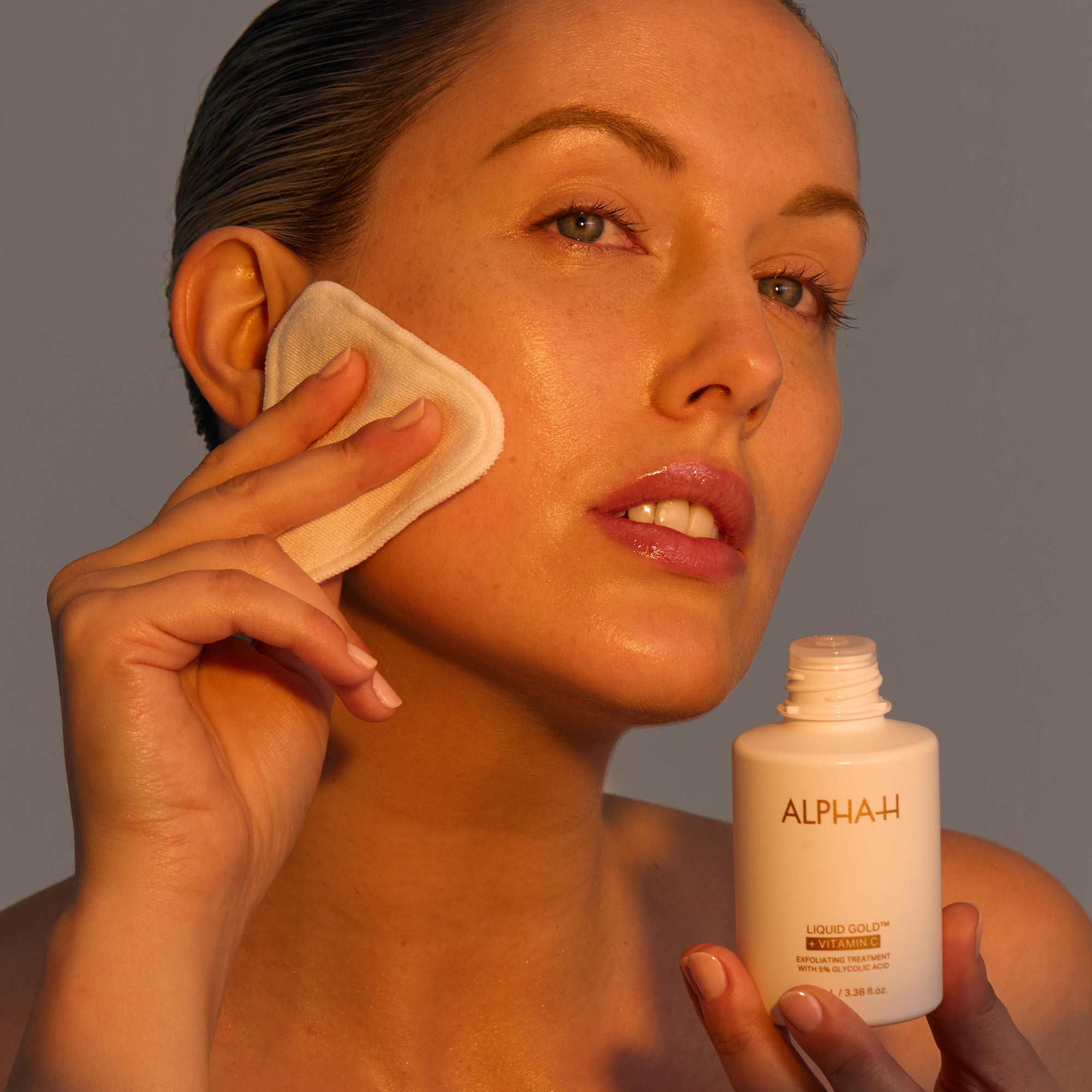 Liquid Gold Exfoliating Treatment with Vitamin C