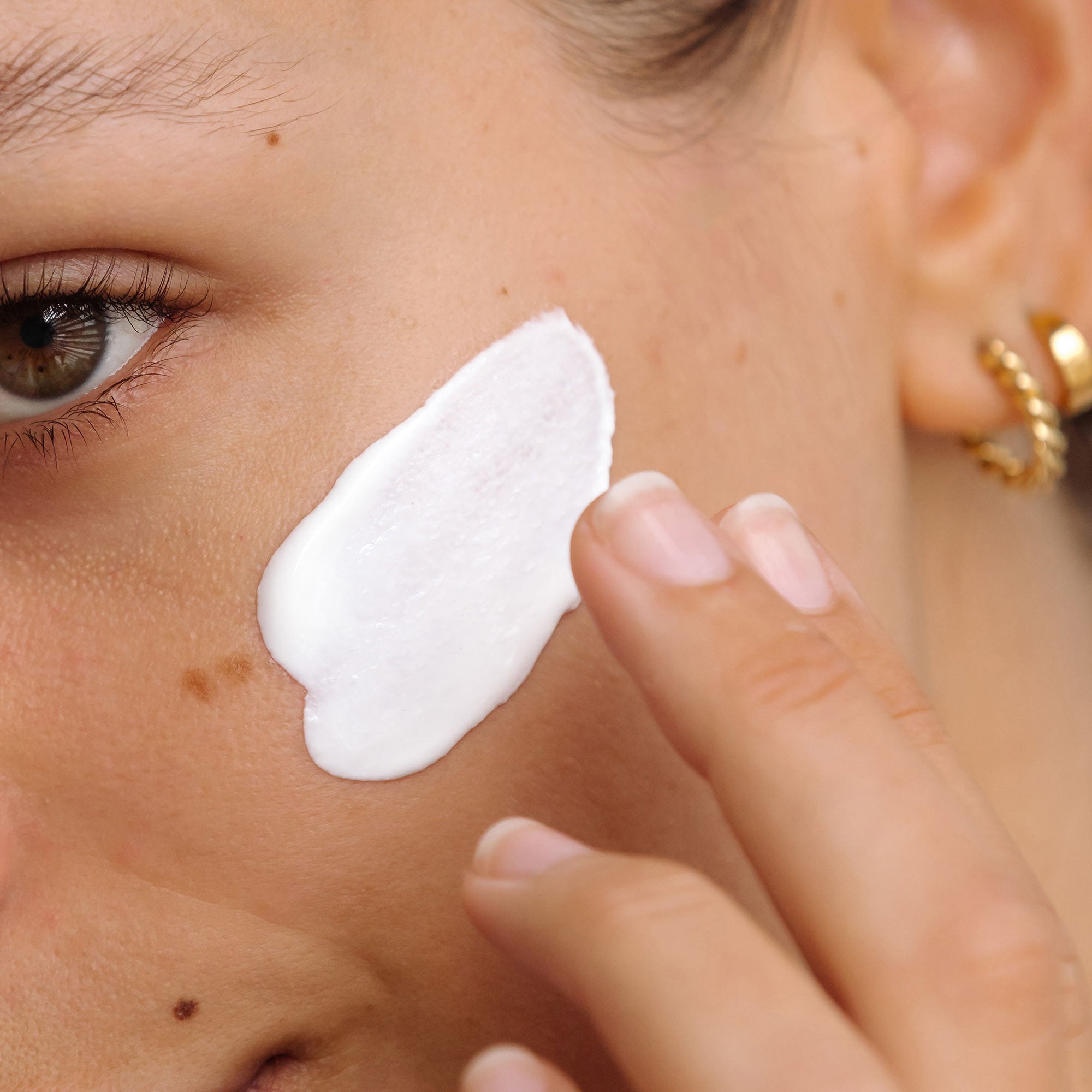 Daily Essential Moisturiser SPF 50+ with Hydrosella 100ml