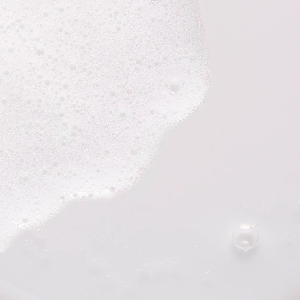 Luminant Milky Cleanser 380ml - Professional